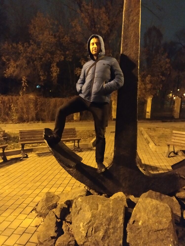  31747964  , 43 ,    