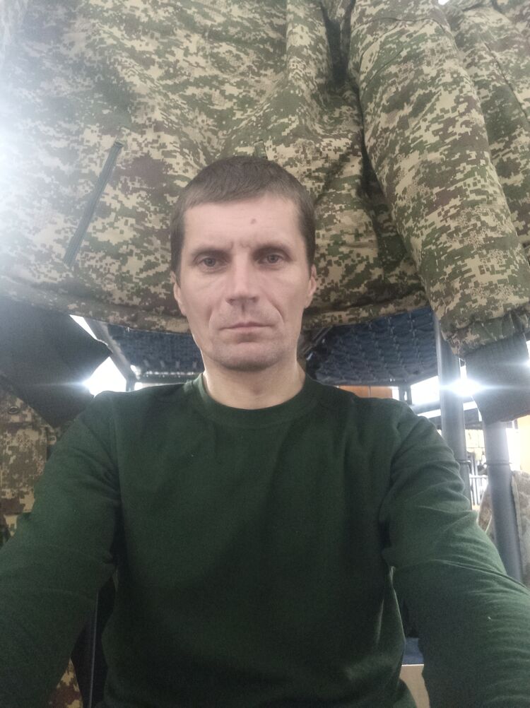  48085394  , 44 ,    