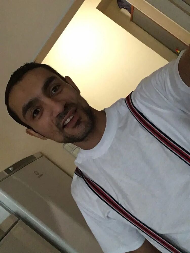  39624654  Boshe, 38 ,    