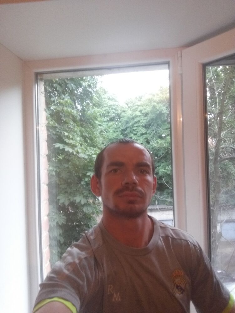  28057304  , 31 ,    