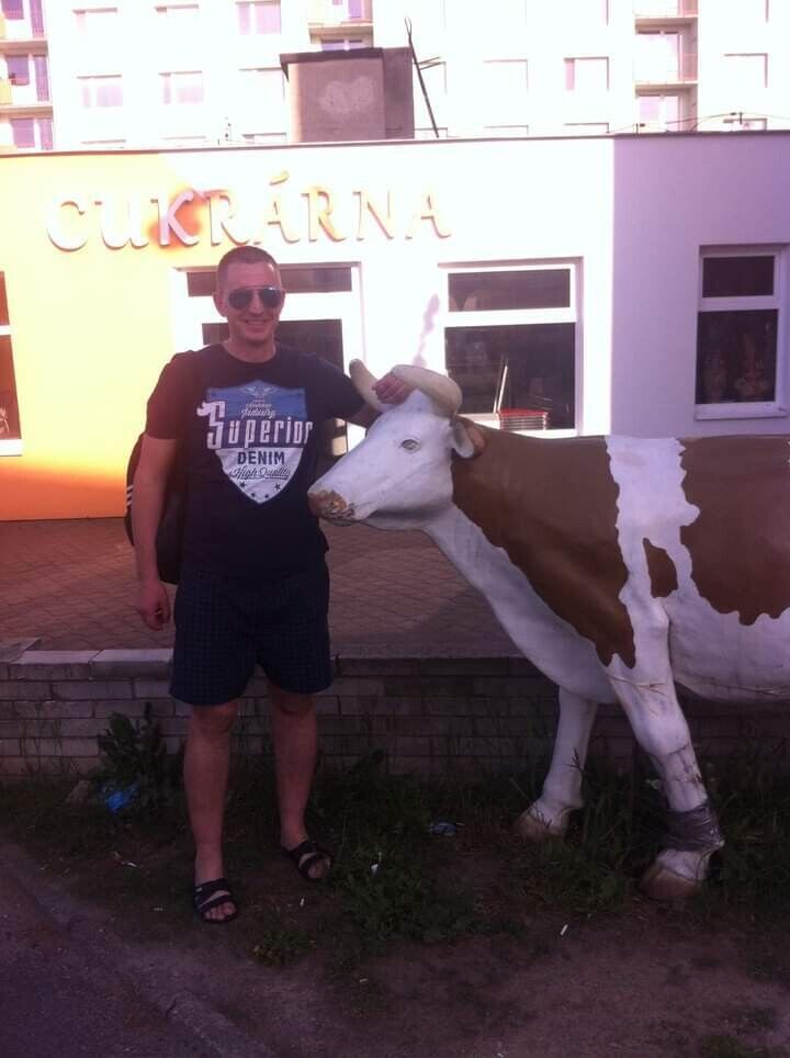  21557114  , 42 ,    