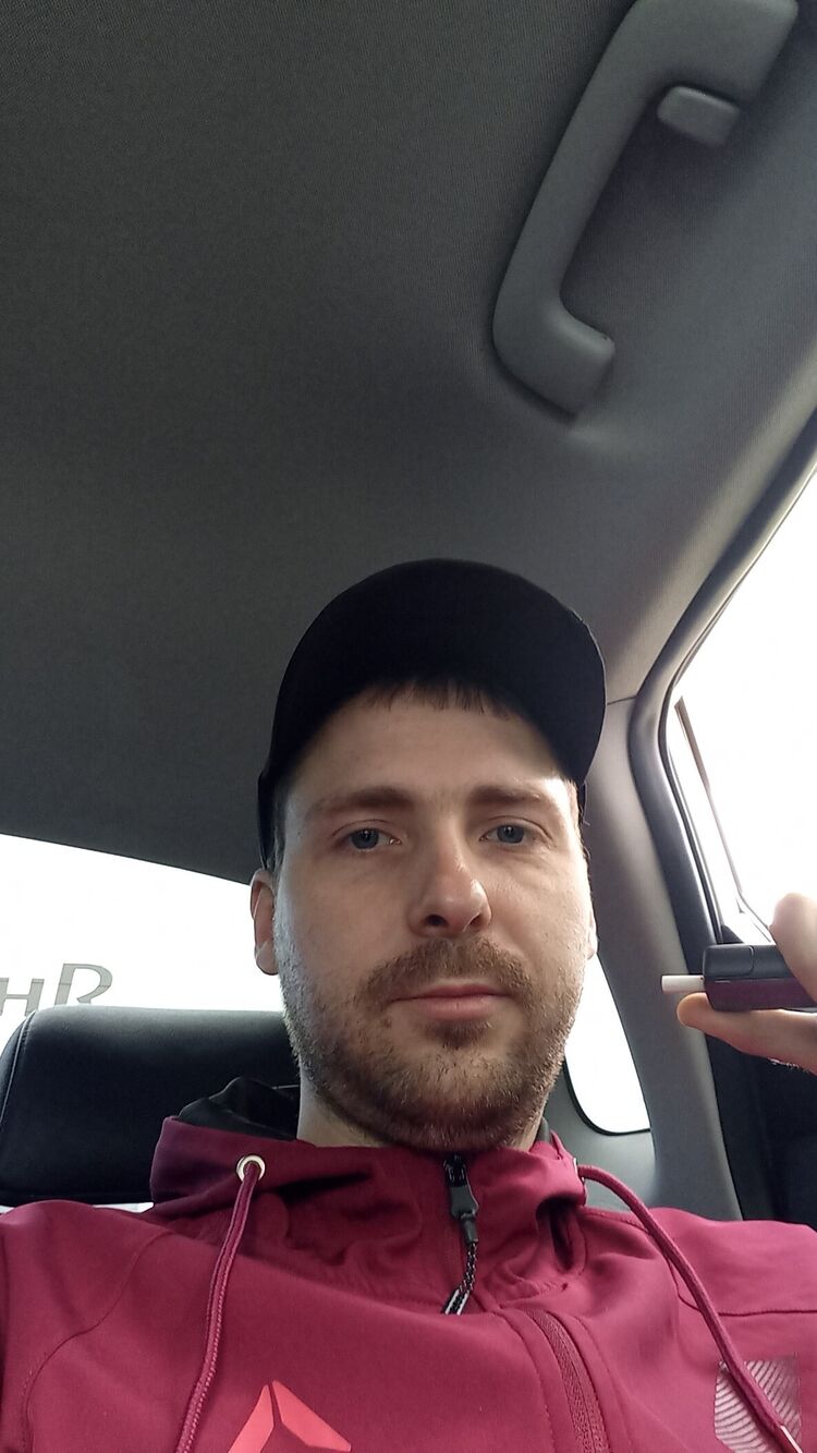  26267684  Alex, 34 ,    Algiers