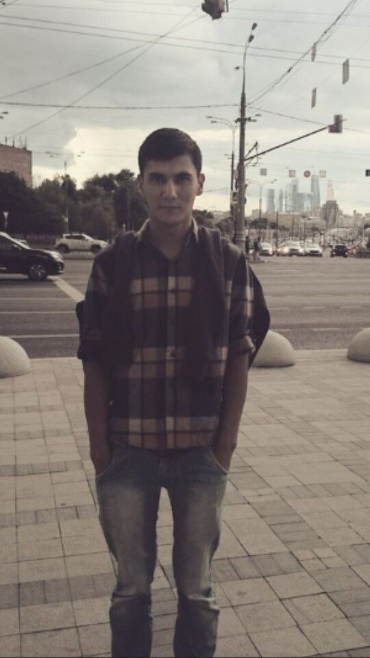  18238094  Rasul, 35 ,    