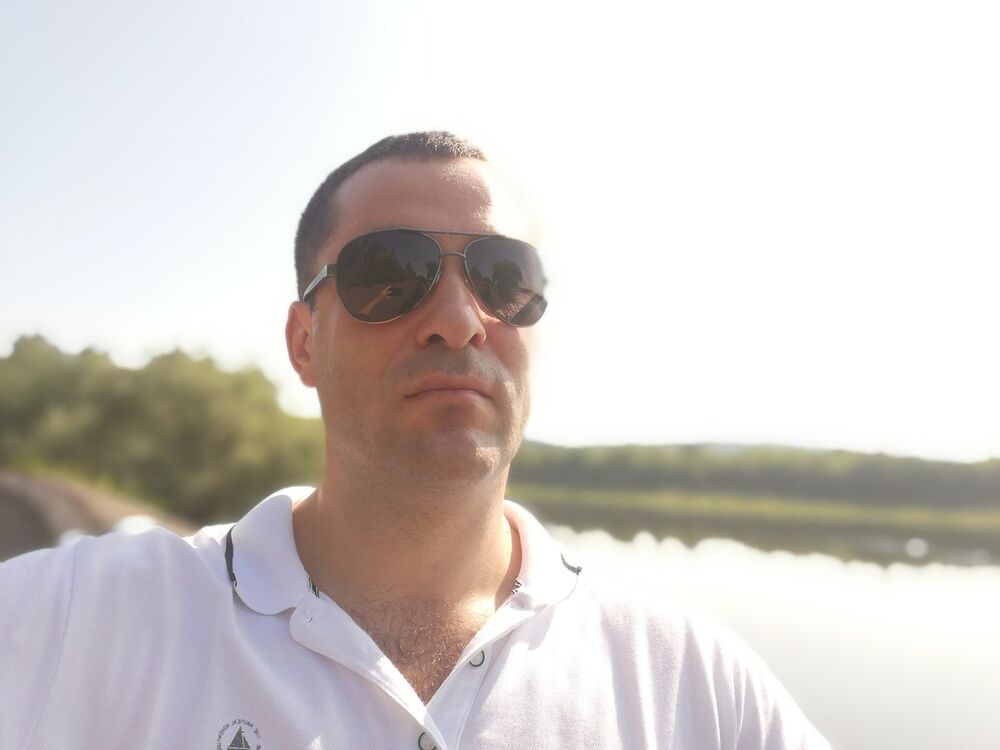  ,   Romeo, 46 ,   ,   , c 