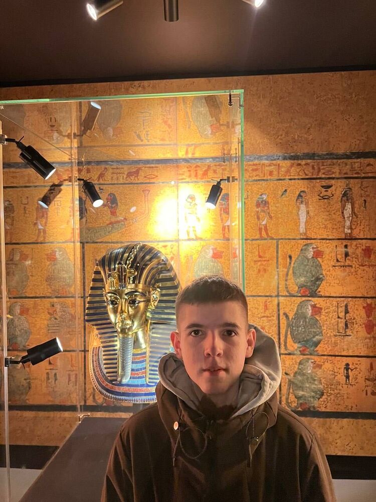  -,   , 22 ,   ,   