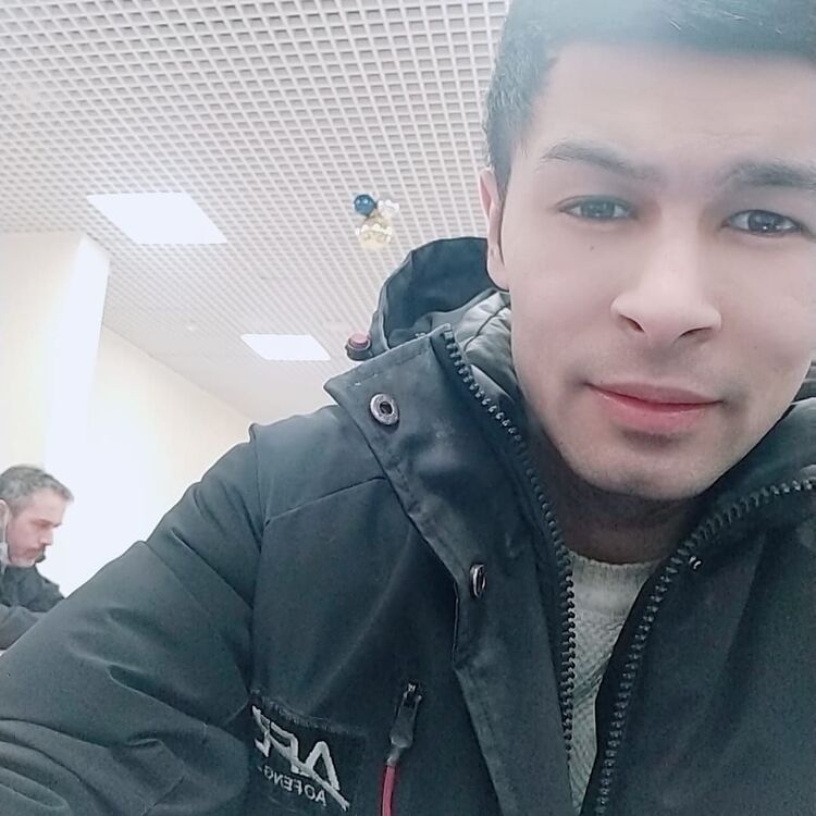  45058804  Shaxruz, 31 ,    