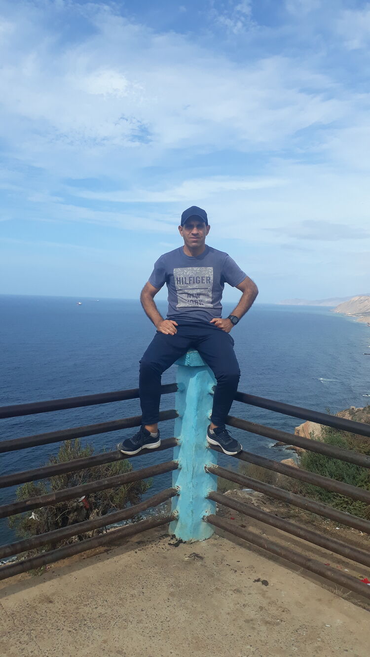  32247304  , 46 ,    Algiers
