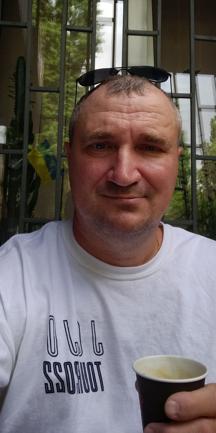  ,   Anatolii, 45 ,   ,   , c 