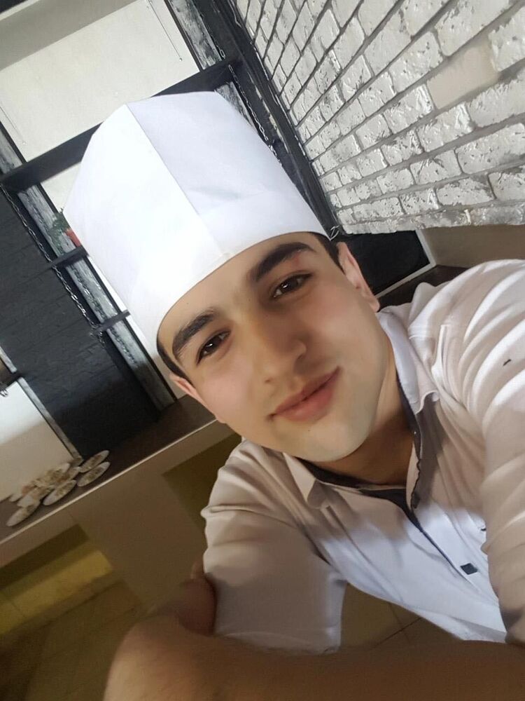  ,   Ali, 25 ,   ,   