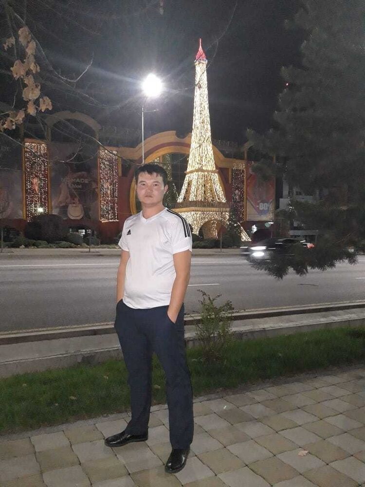  15801244  Islam, 28 ,    