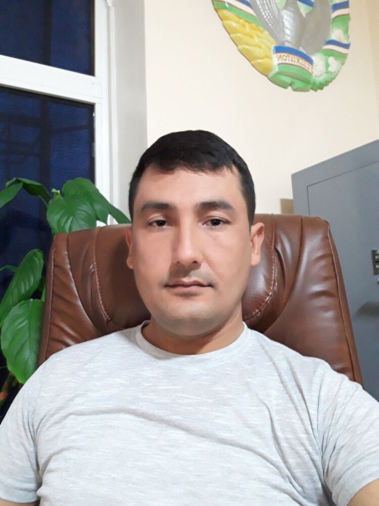  15594924  Shuhrat, 32 ,    