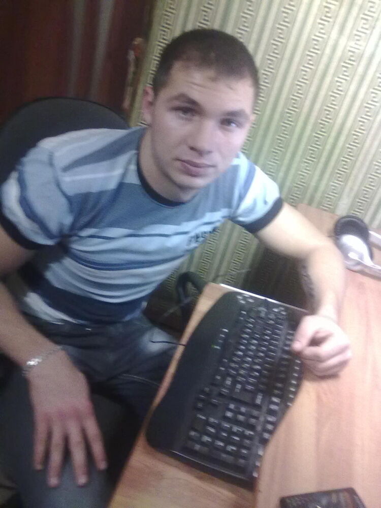  9008234  Andrejj, 33 ,    