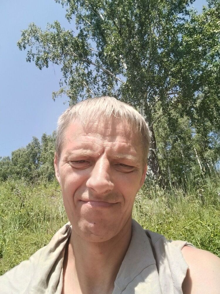  46543904  , 49 ,    