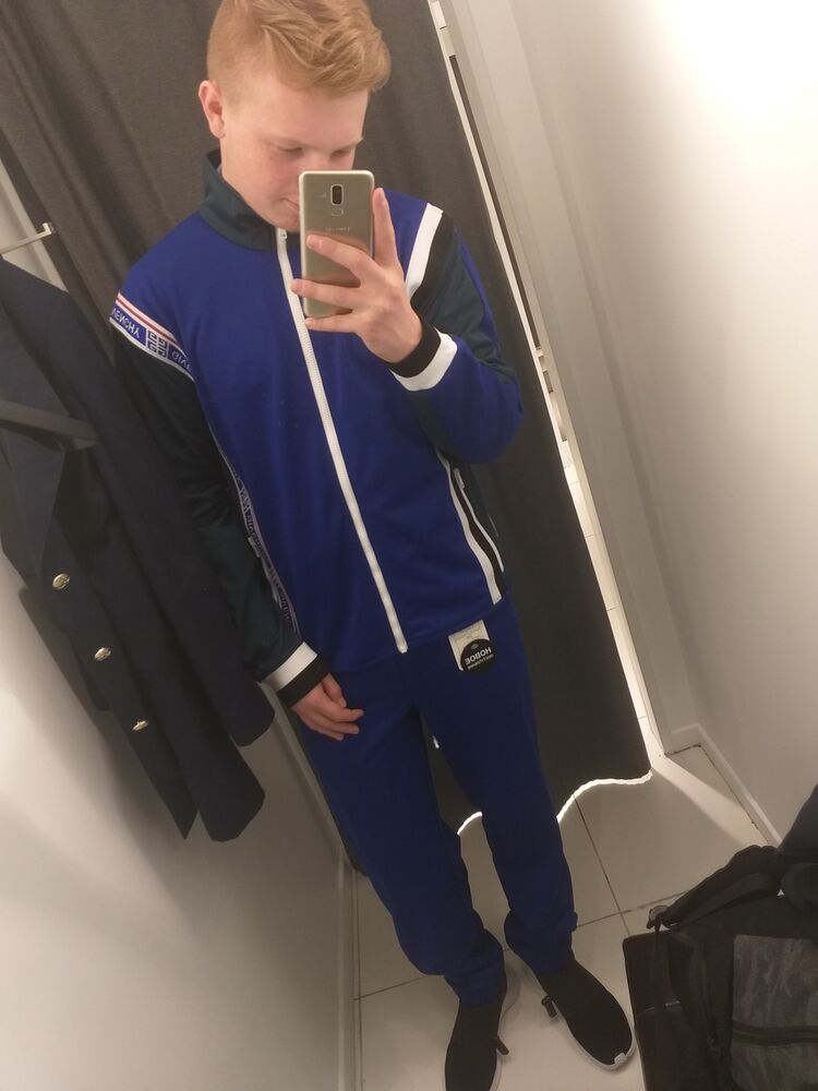 ���� 15849354 ����� ����, 25 ���, ���� ���������� � ��������