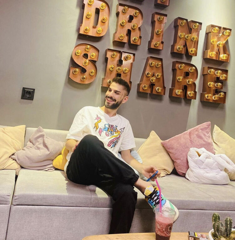 ,   TAYLAN, 25 ,   ,   
