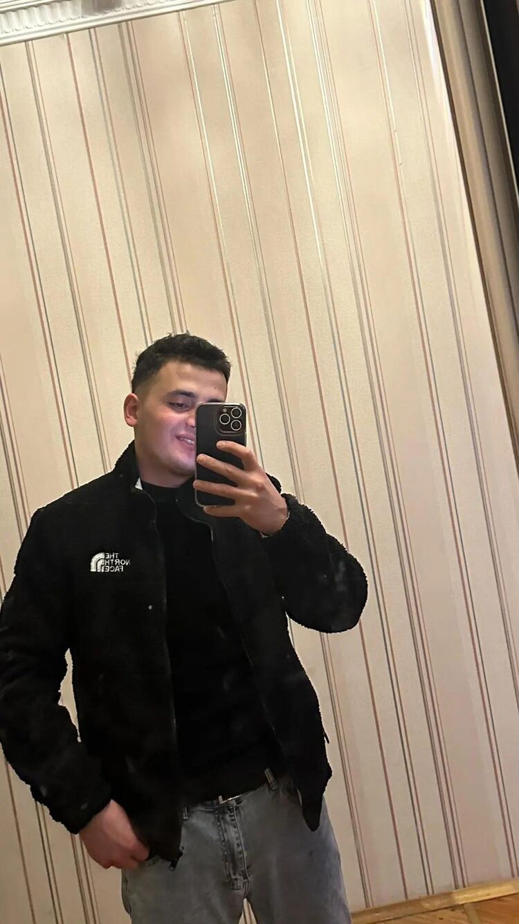  -,    , 22 ,     