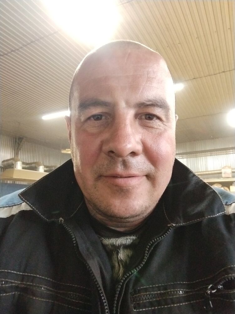  52433494  Kirill, 44 ,    