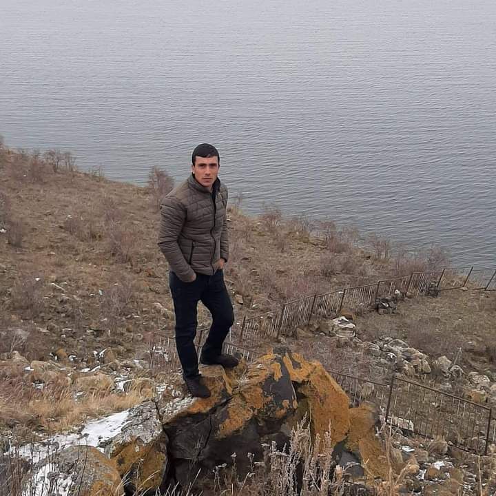  ,   Artusha, 27 ,   ,   