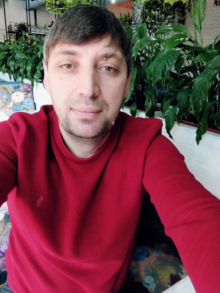  52639274  Petru, 45 ,    