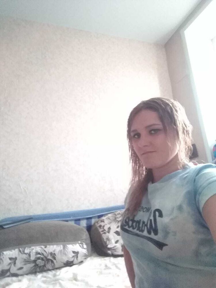  44683844  , 27 ,    