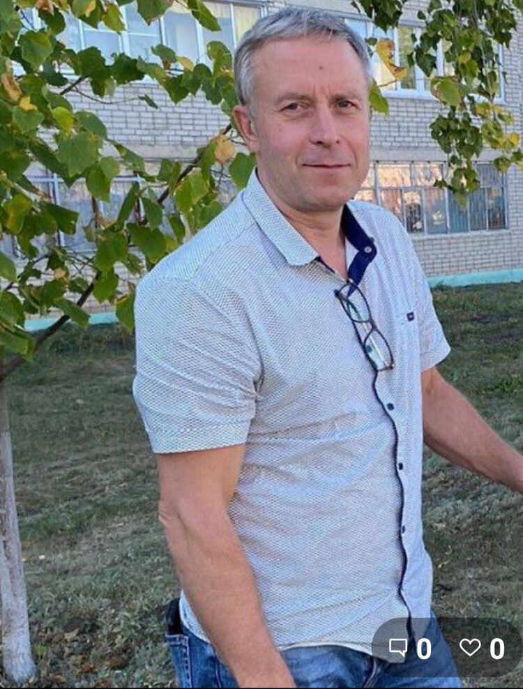  ,   Vadim, 53 ,   c 