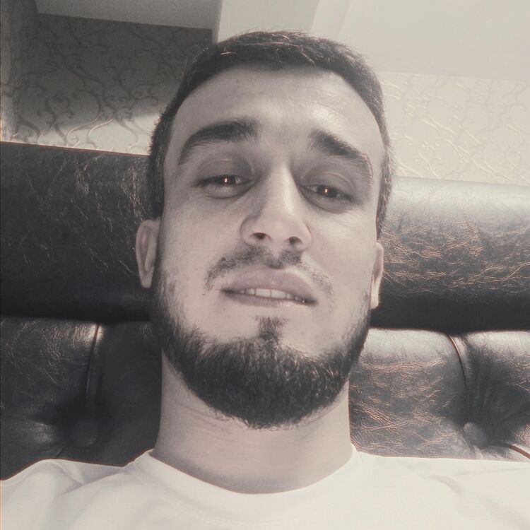 46946044  HOJIEV, 30 ,    