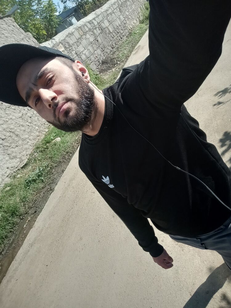  46962684   , 28 ,    