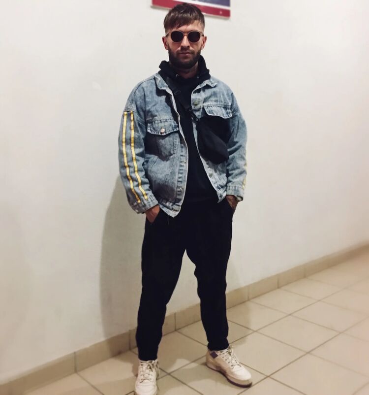  40846654  BadBoy, 26 ,    