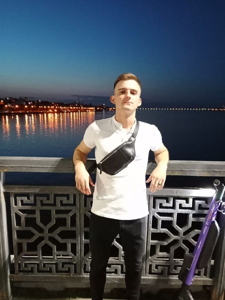  37932714  , 25 ,    