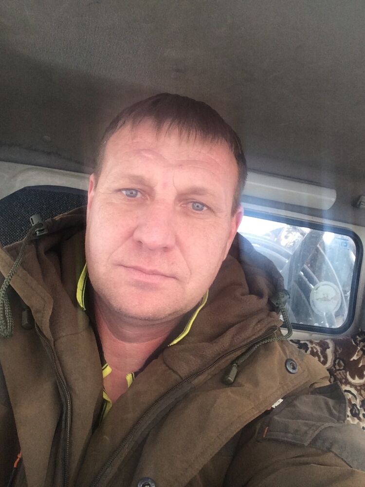  ,   Petr, 48 ,   ,   , c 
