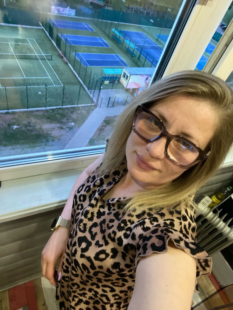  54664254  , 40 ,    -