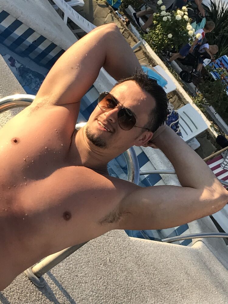  ,   Vagabondo, 38 ,   ,   , c 