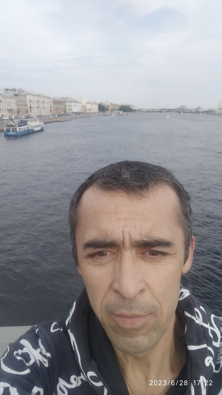  35607674  , 44 ,    -