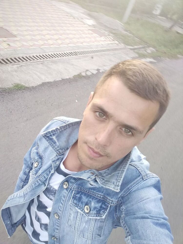  38250574  Sergio, 34 ,     