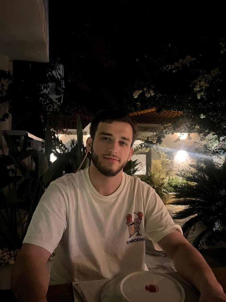  ,   George, 26 ,   ,   