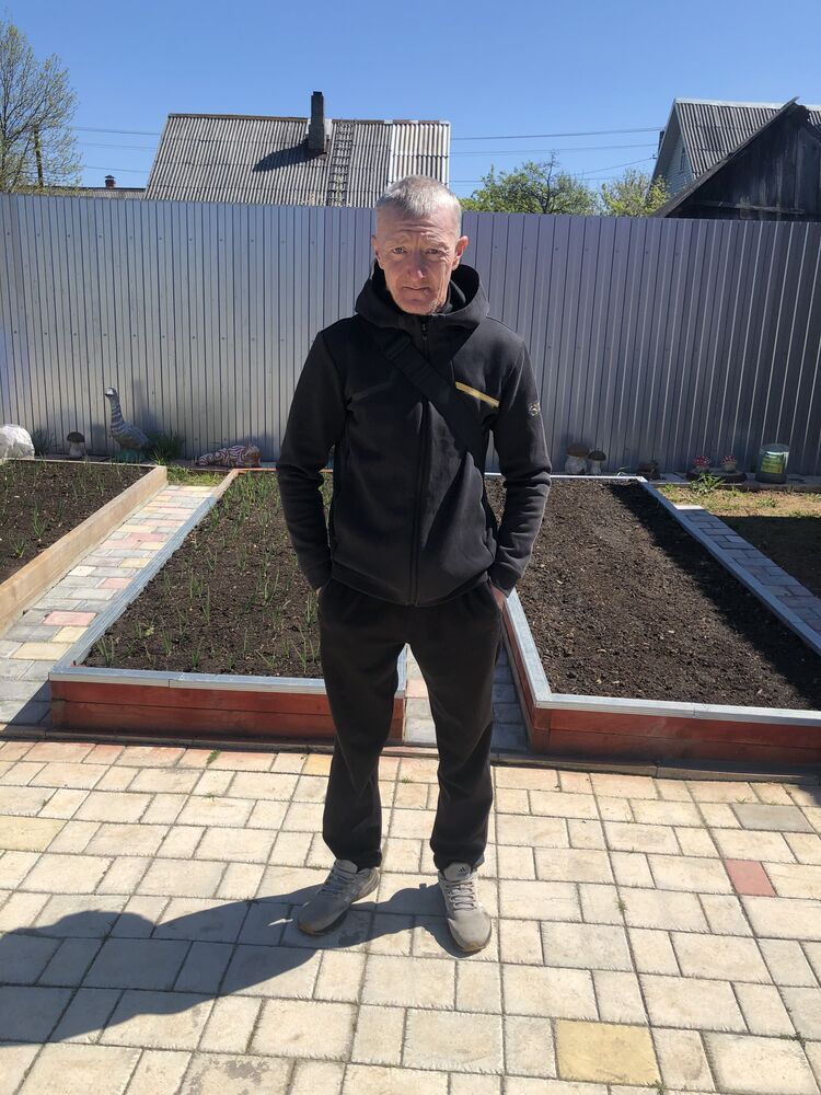 43150084  , 48 ,     