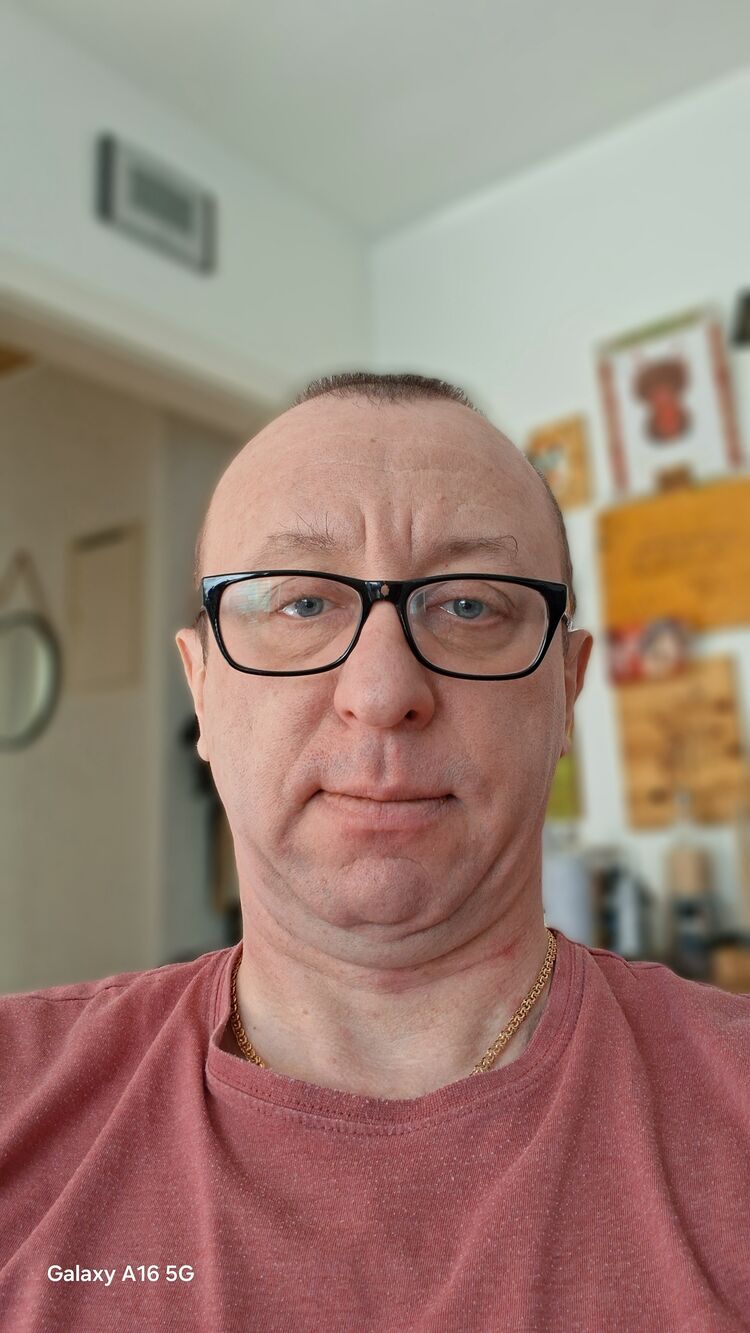  Duisburg,   , 52 ,   ,   