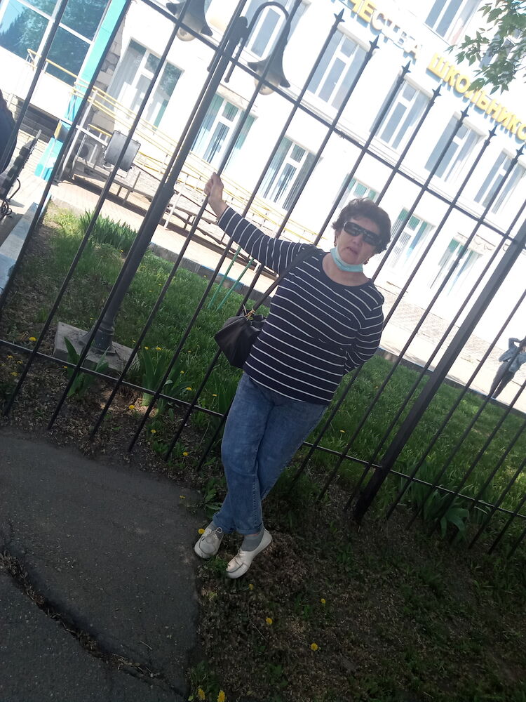 Фото 22858684 женщины Даня, 62 года, ищет знакомства в Усти-Каменогорске
