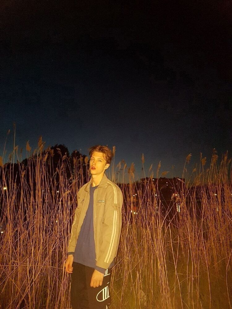  -,   , 22 ,   ,   , c 