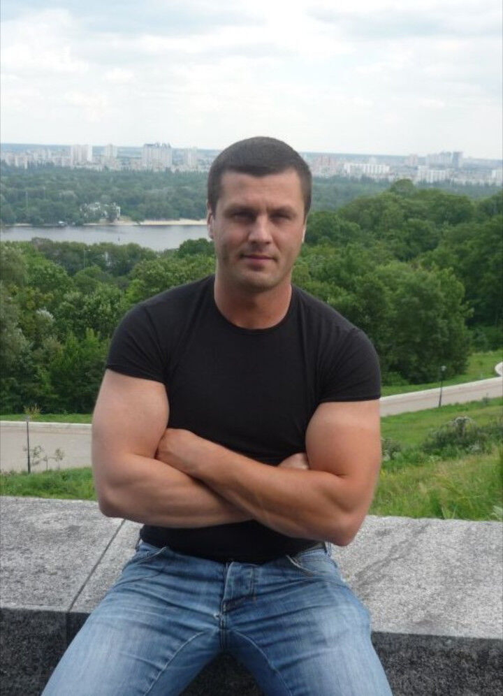  44583464  , 42 ,    