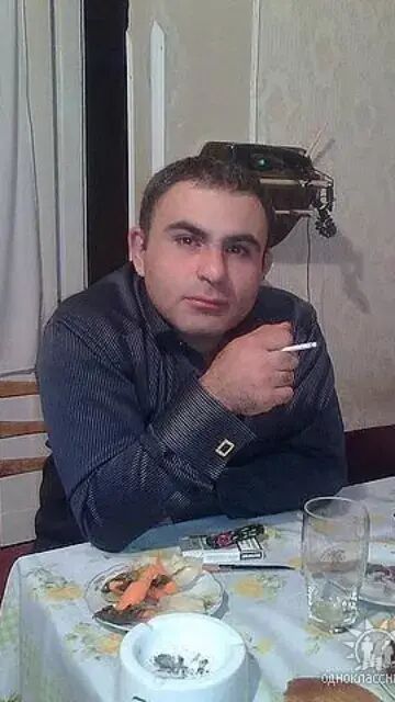  46919044  , 41 ,    