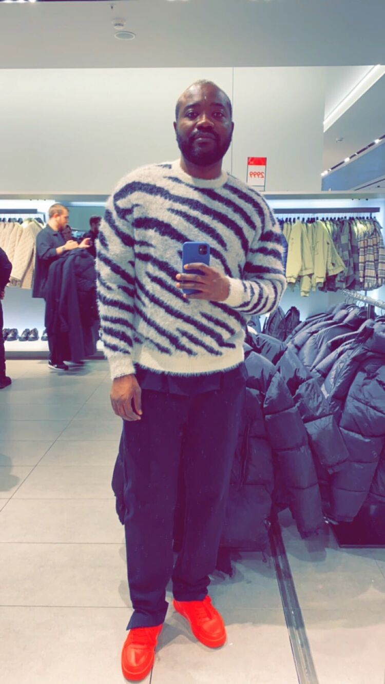  42917804  Boli, 35 ,    