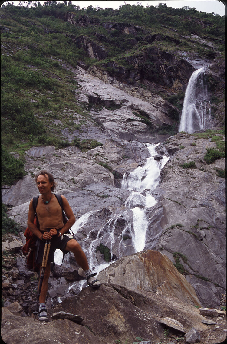  54369234  Allan, 57 ,    