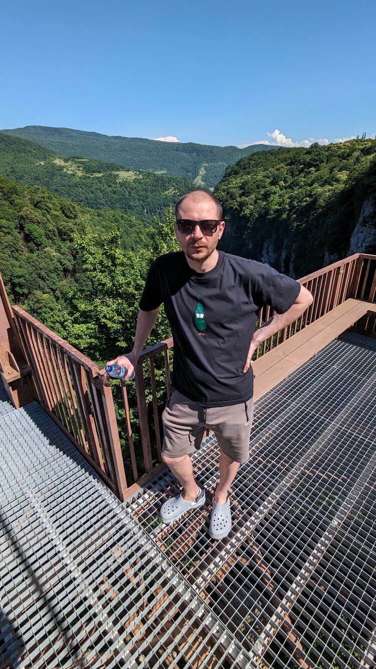  38672204  Jameson, 36 ,    