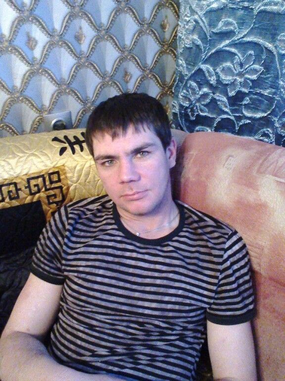  ,   Denis, 44 ,   