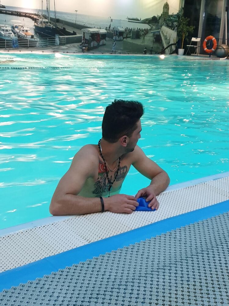 ���� 44772514 ������� Elio, 33 ����, ���� ���������� � ������