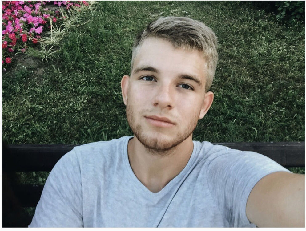  ,   Adam, 31 ,   ,   
