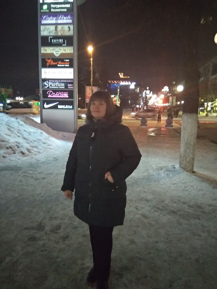  15246714  Anastasia, 44 ,    