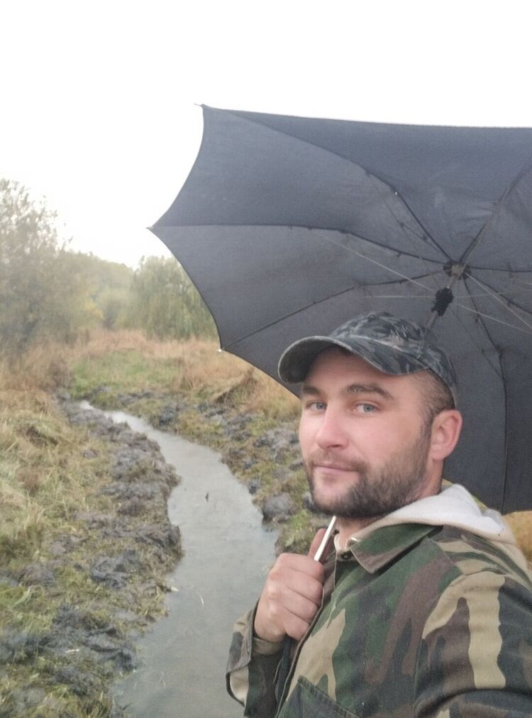  54065404  Roman, 34 ,    