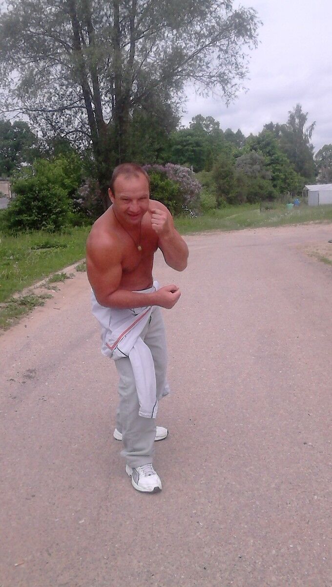  ,   Vlad, 46 ,   ,   , c 